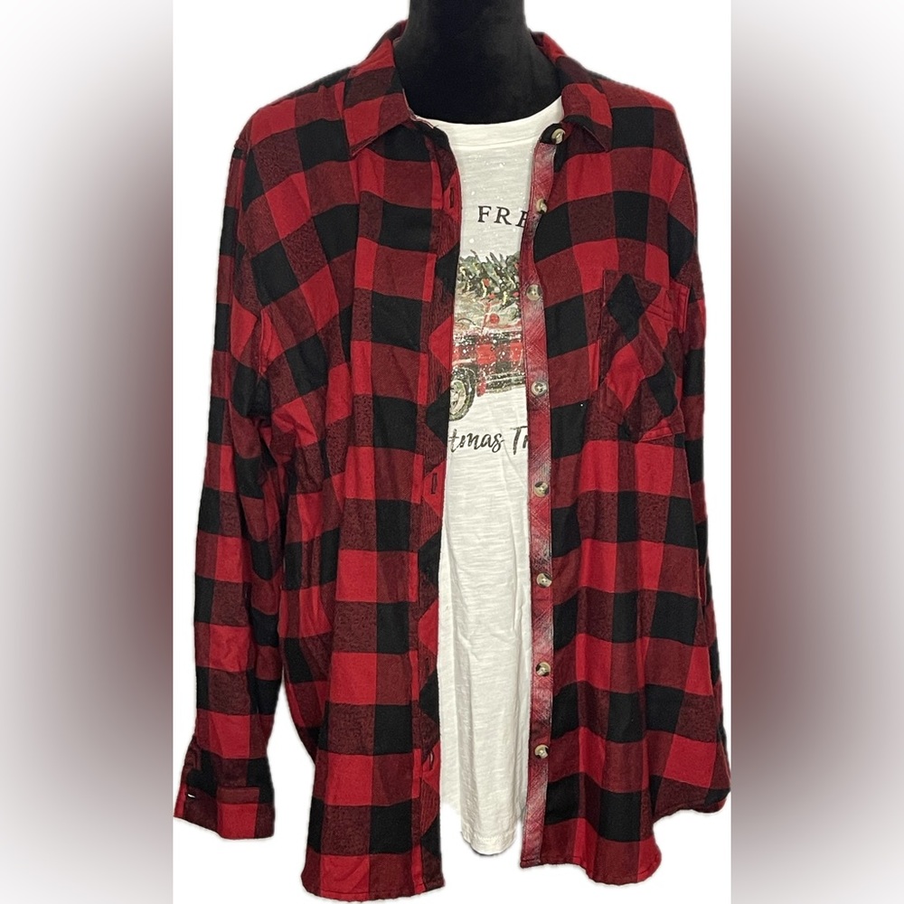 Maurices 2X Buffalo Plaid Flannel & “Farm Fresh Christmas Trees” Tshirt